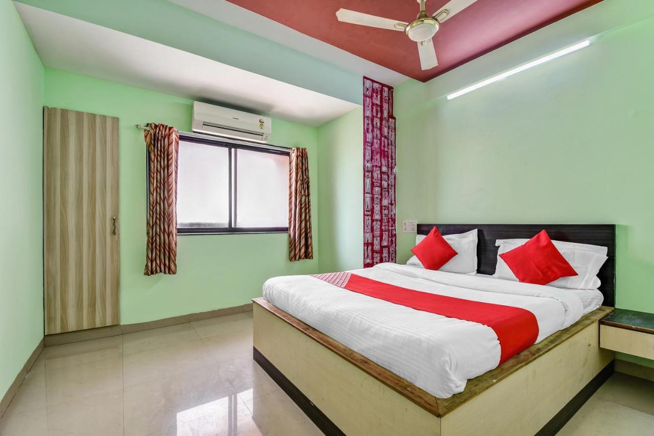 Oyo Hotel Samarth Lodge Solapur Exteriér fotografie